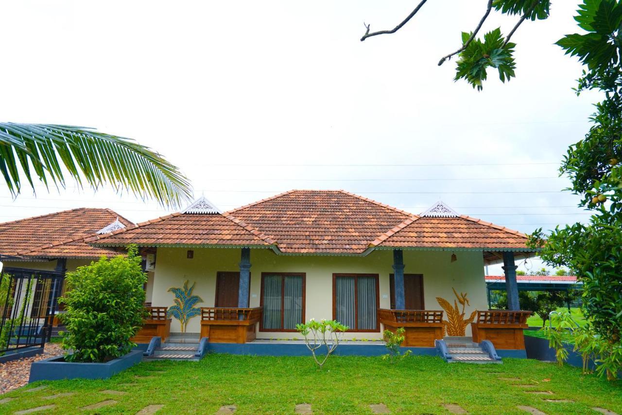 Kottackal Nature Inn Nedumbassery Luaran gambar